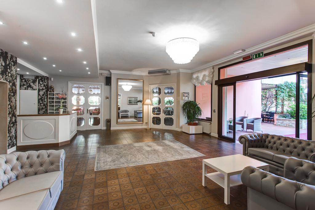 Hotel Meeting Cesenatico Dış mekan fotoğraf